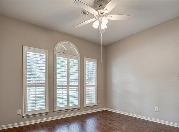 4th image of 2669 Pinehurst Dr