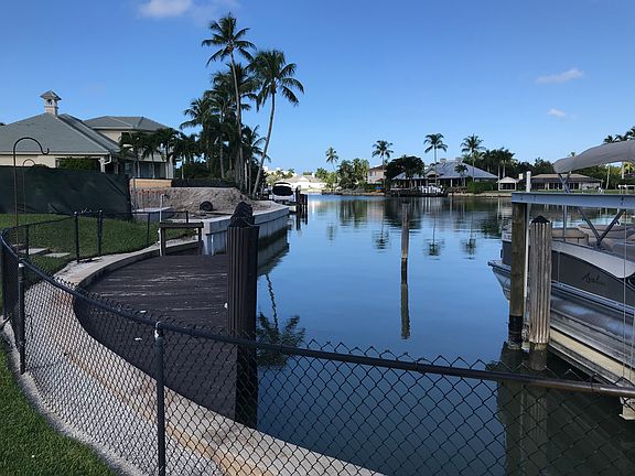 Park your sailboat here!