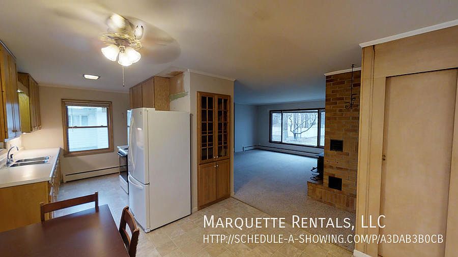 1st image of 915 W Kaye Ave