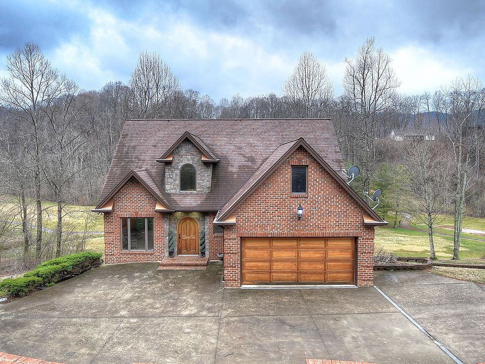 1st image of 160 Lakeview Dr