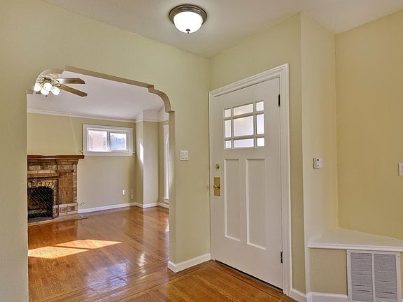 3rd image of 517 Park Way