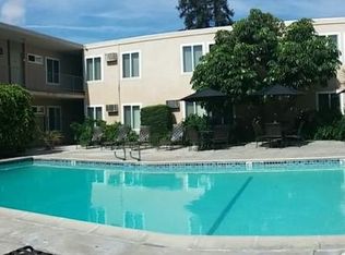 6720 Hayvenhurst Ave APT 43, Van Nuys, CA 91406