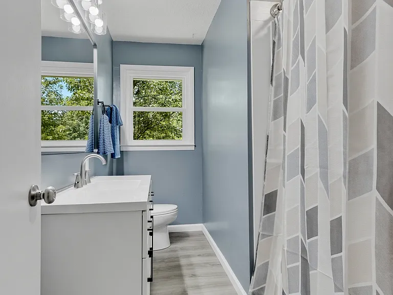 310 McDonald Dr — Photo 23