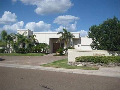 1st image of 2301 Middlecoff Ln