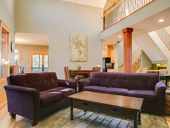 Great Room-2nd Floor Bridge