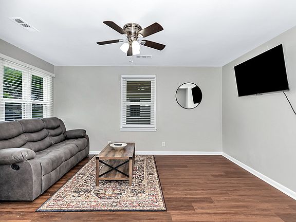 2nd image of 2923 Wilson Dr NW
