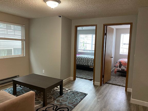 3rd image of 4327 8th Ave NE #B406