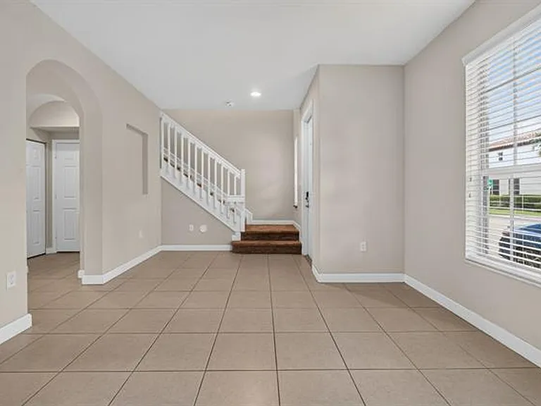 17094 SW 95th Ter #Townhouse 17094 — Photo 6