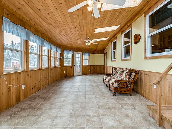 4th image of 472 Matheson Brook Rd