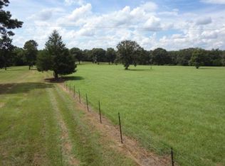 1033 Fm 3266, Palestine, TX 75801