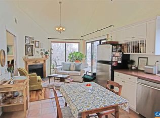 1246 Chatham Rdg, Charlottesville, VA 22901