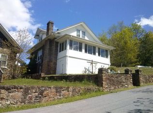 103 Grove St, Bluefield, VA 24605