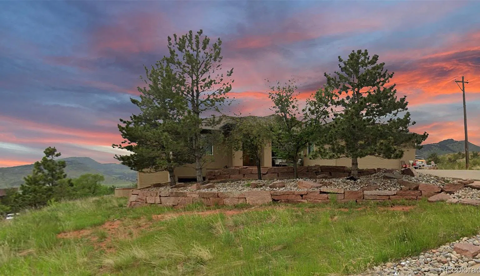 4 bed, 3.0 bath, 3093 sqft, $3,900 — Photo 1