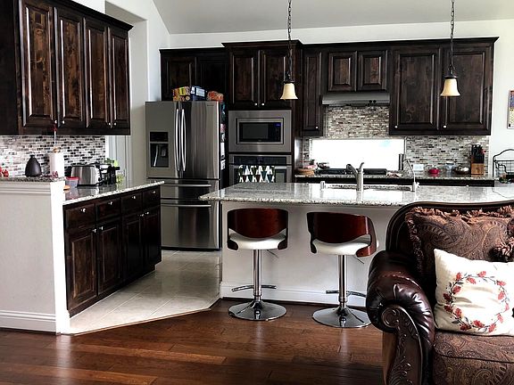 5th image of 409 Cavanal Hill Dr