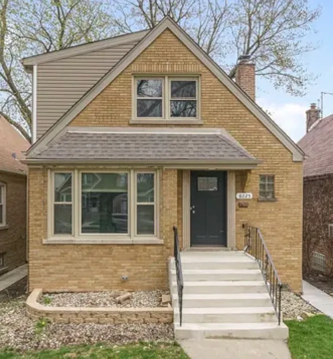 8025 S Washtenaw Ave