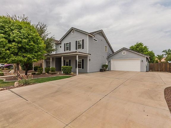 2nd image of 20450 E Palomino Dr