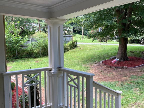 3rd image of 2228 Clairmont Ter