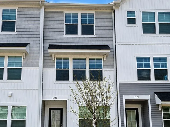 1215 Briarhill Rd Unit D, Mooresville, NC 28115
