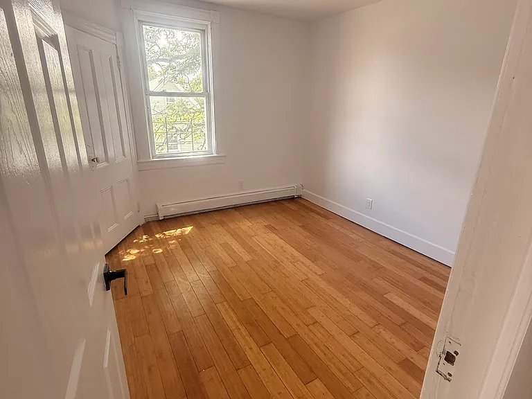 9 Ellington St #3 — Photo 1