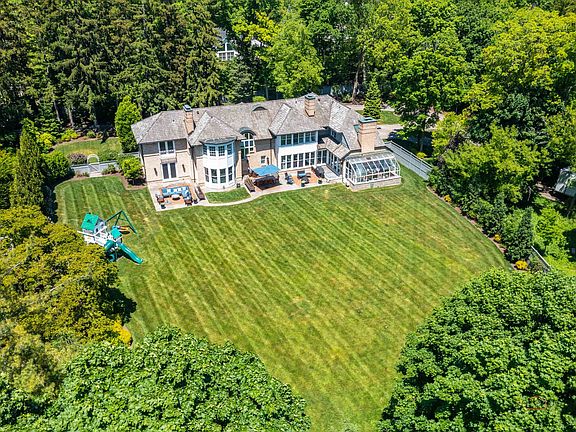 4th image of 1177 Edgewood Rd
