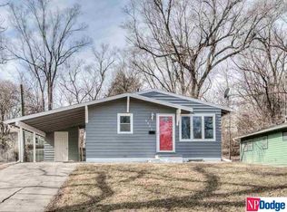 5906 N 47th St, Omaha, NE 68104