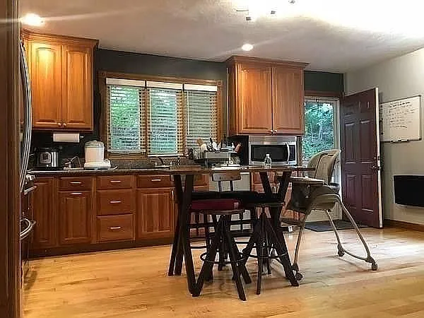 335 Elliot St #335 — Photo 2