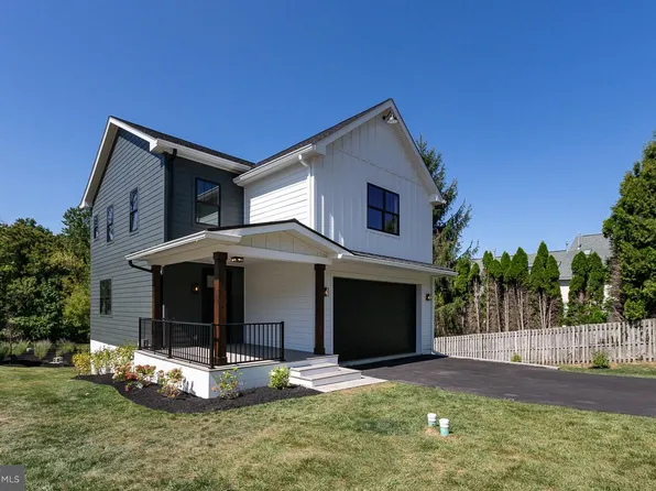 984 Henry Ave, Wayne, PA 19087