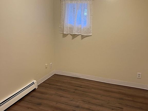5th image of 17 Liberty St