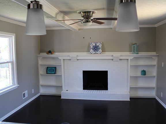 3rd image of 4316 Hunsinger Ln