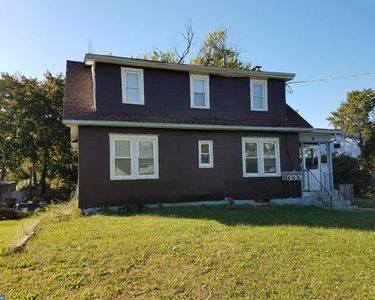 210 Warwick Rd S, Lawnside, NJ, 08045