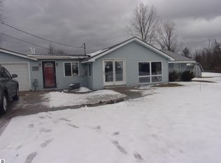 1984 W M 55, Tawas City, MI 48763