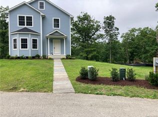 3 Isabella Ct, Patterson, NY 12563