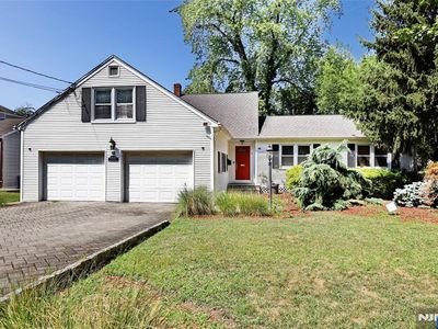5 Campi Ct, Dumont, NJ, 07628