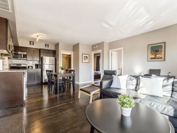 4136 W Palmer St, Chicago, IL 60639