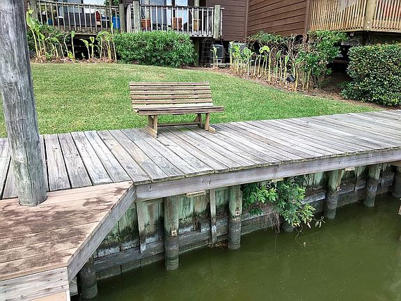 Lovely grounds to enjoy!