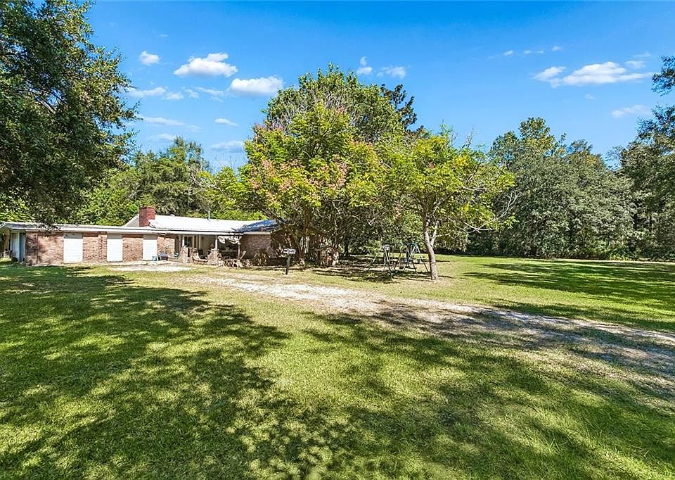1st image of 20383 Smith Rd
