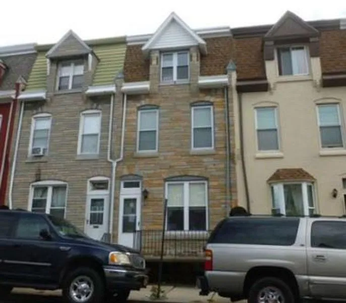 1459 N 10th St photo 1