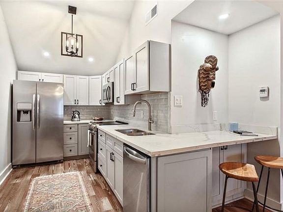 4th image of 1139 Royal St #C