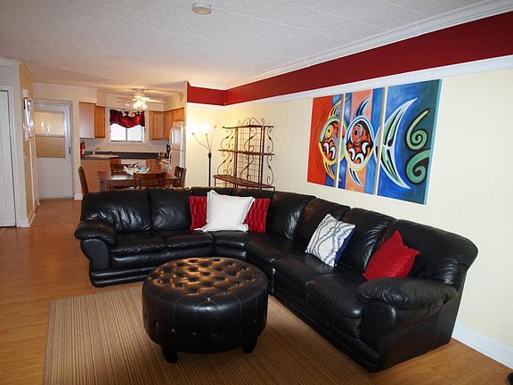 4th image of 51 Hiering Ave APT A15