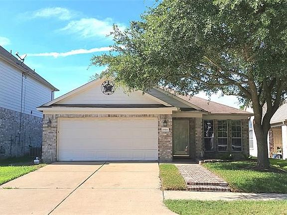 3rd image of 19414 Hickory Meadow Ln