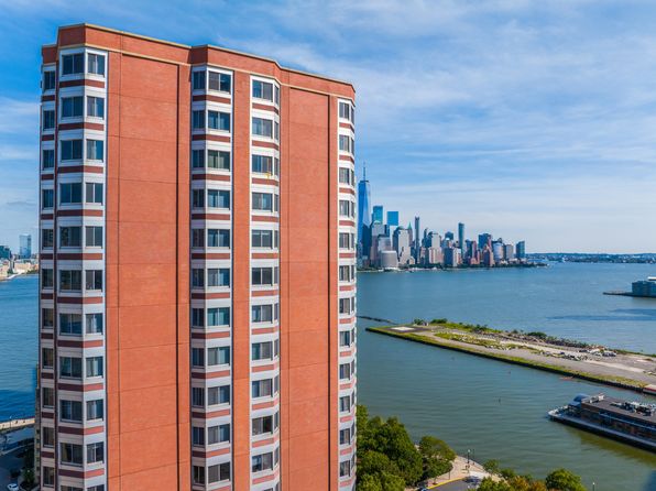 25 River Dr S APT 703
