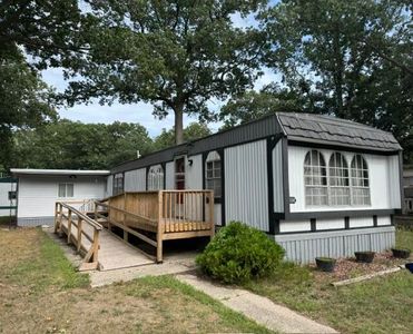 556 S Harvest Ln, Muskegon, MI, 49442