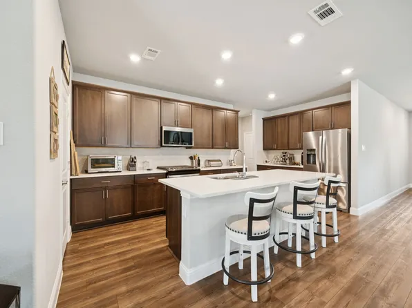 200 Golden Harvest Dr, McKinney, TX 75071