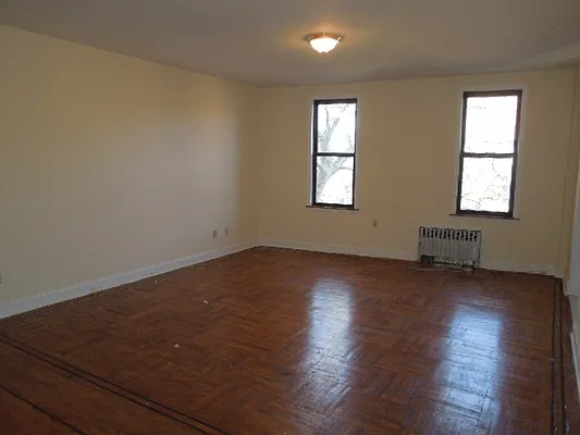 Rented by Washington Realty Corp. | media 21