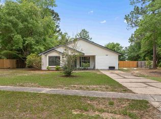 426 Brown Pl, Crestview, FL 32539