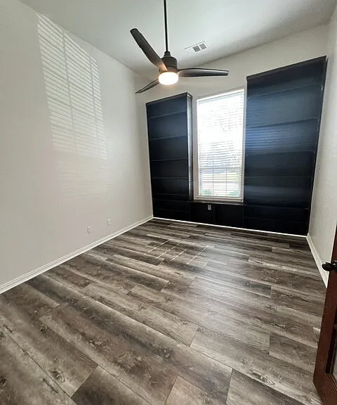 1123 Brigham Dr — Photo 12