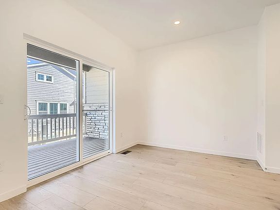 5th image of 6771 Arbor Blvd E #1