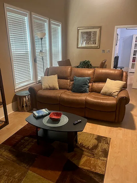 1203 Irma St #2