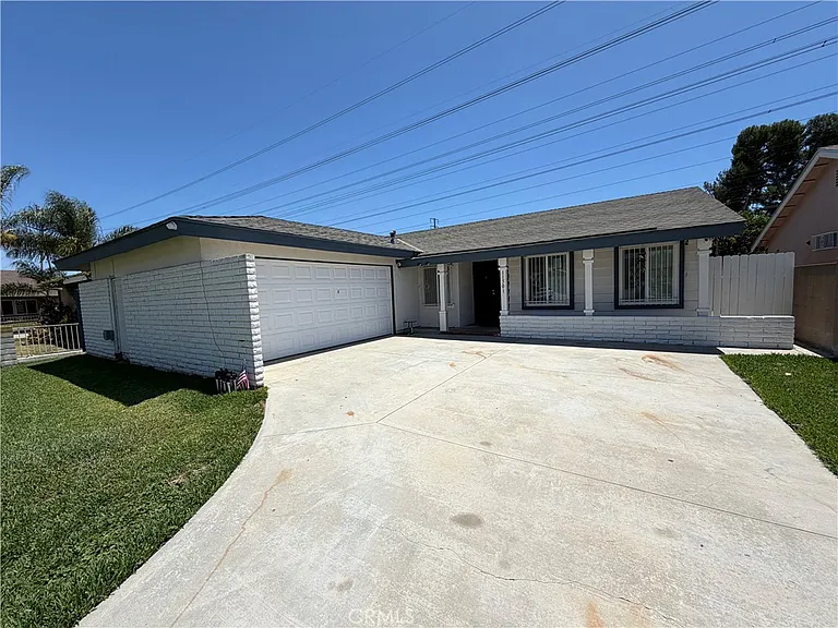 11510 Bertha St — Photo 2