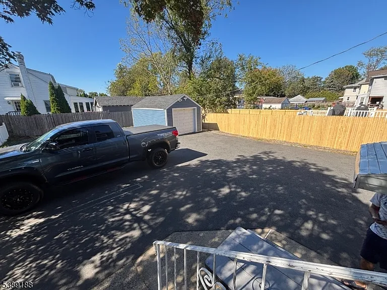 220 S Washington Ave — Photo 9